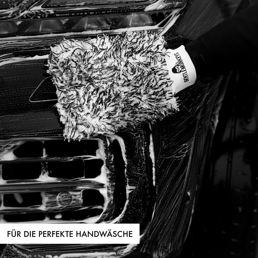 Autopflege mit dem Mikrofaserhandschuh – sanfte Reinigung von Lack und Felgen
